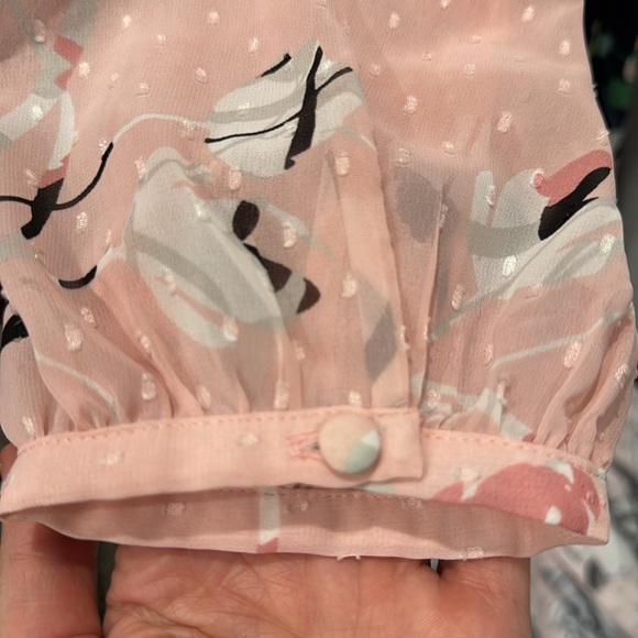 White House Black Market Blouse - Picture 4 of 4